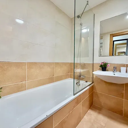 Tranquil With Private Terrace By Turivida * Fuengirola